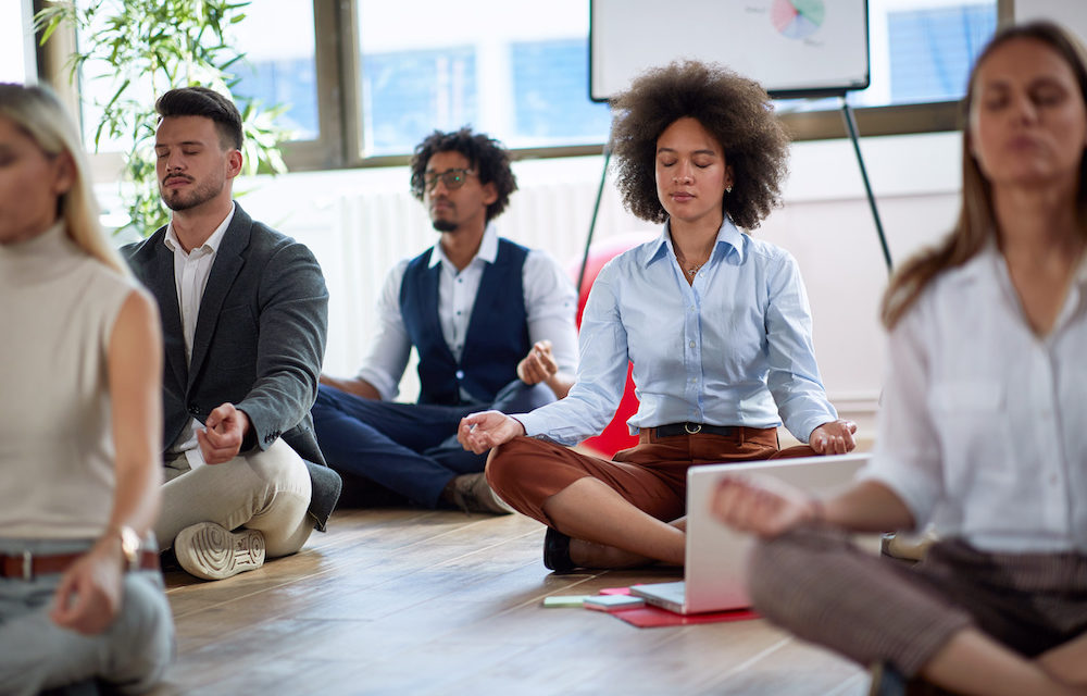 5 Tips to Support Employee Mindfulness at Work + How Wellness Programs Help
